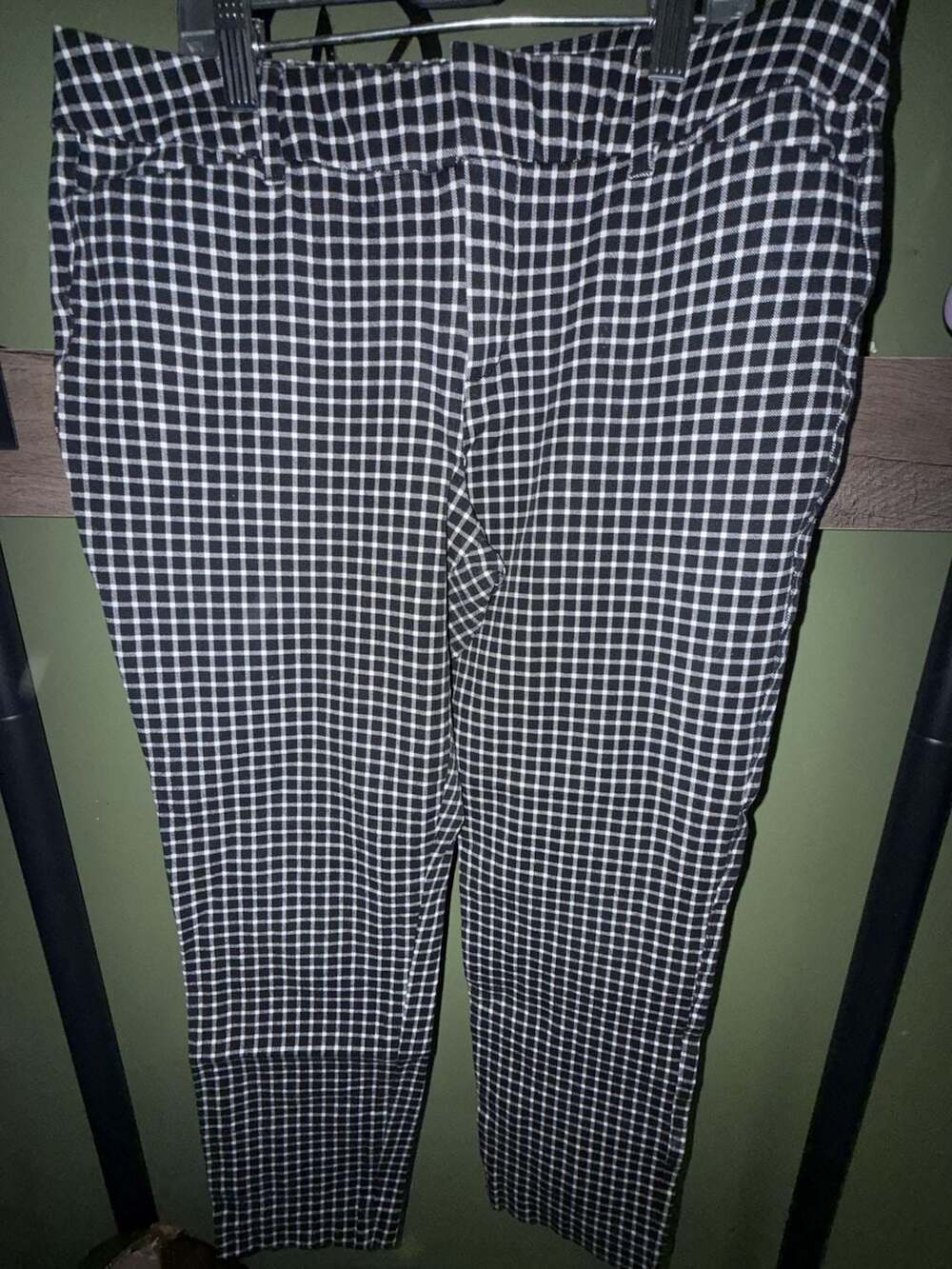 Old Navy Pixie Ankle Pants Size 10 Black White Plaid Gingham Check